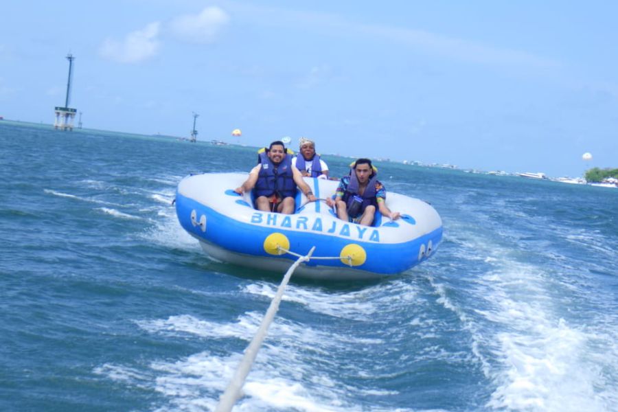 Donut Boat